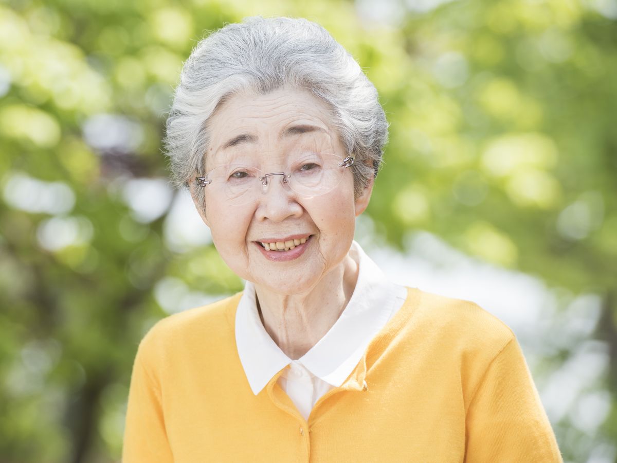 一人暮らしの高齢者の76.3が「今のまま一人暮らしでよい」と考えている シニアガイド